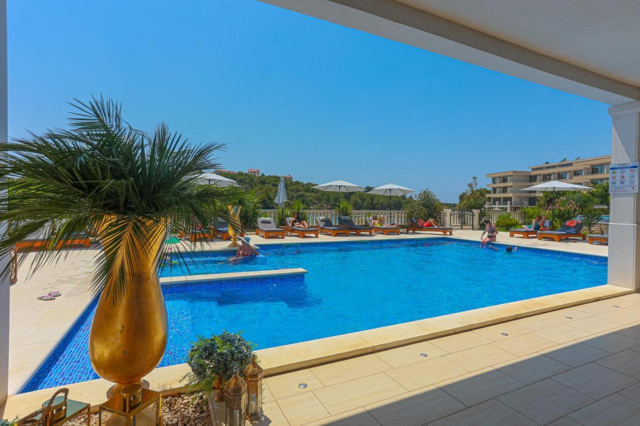 Hotel Perla Rogoznica  Esterno foto