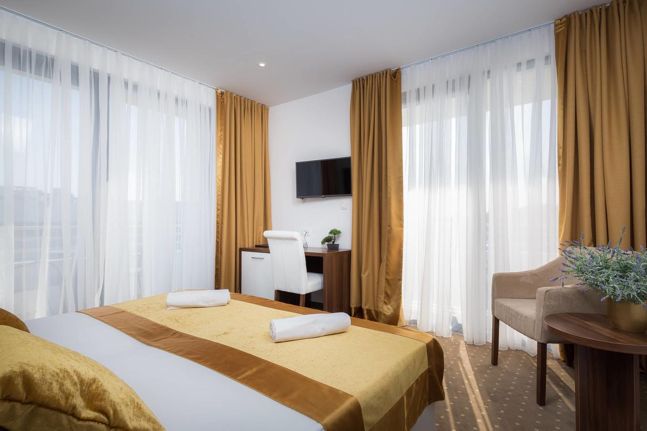 Hotel Perla Rogoznica  Esterno foto